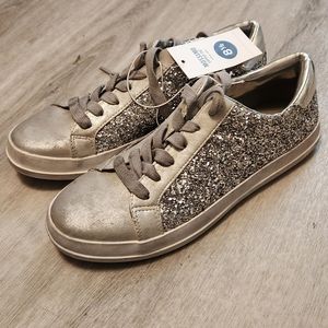 Mossimo Supply Co Silver Glitter Sneakers
